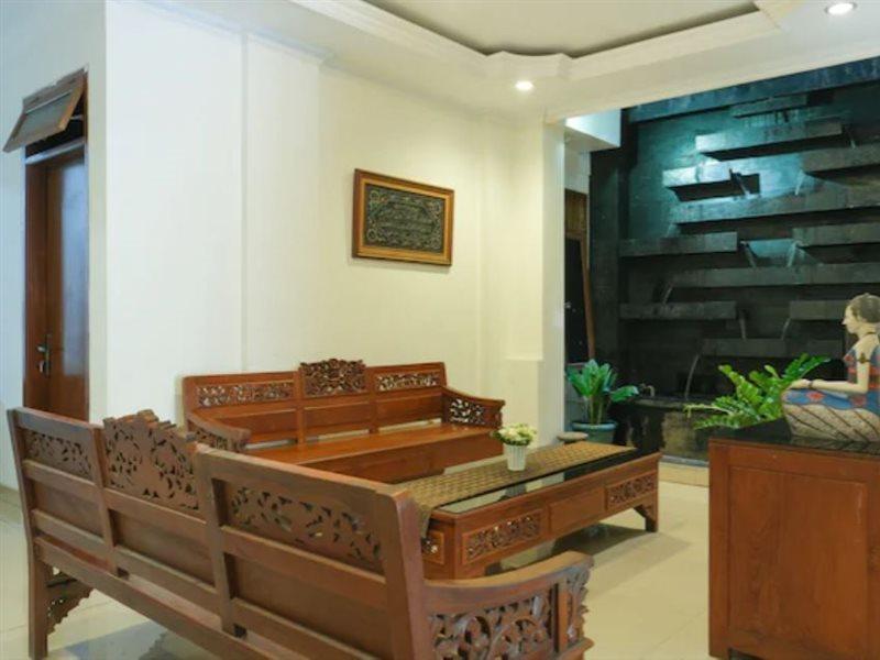 Urbanview Hotel Pondok Anggun Yogyakarta By Reddoorz Maguwo Zewnętrze zdjęcie