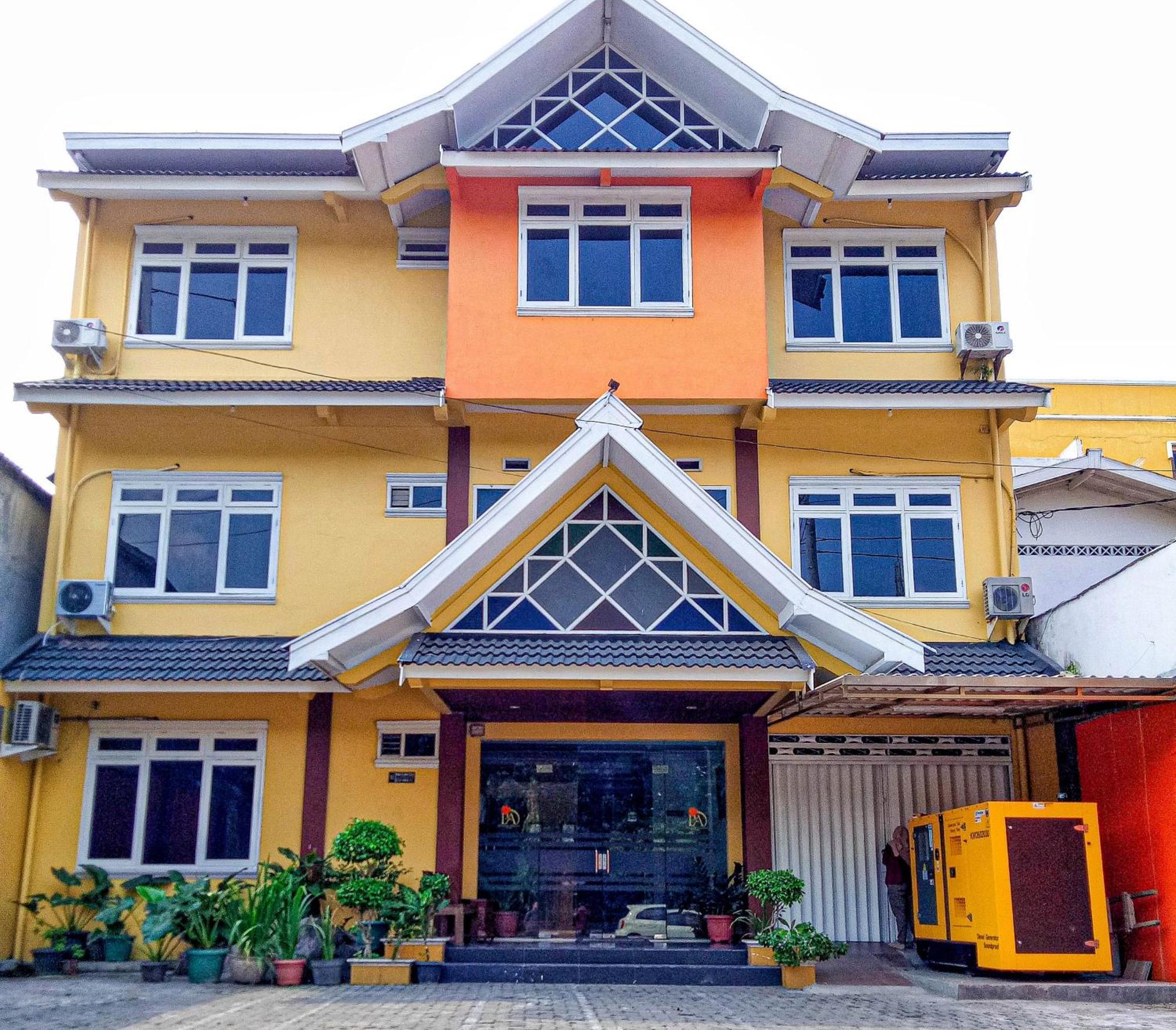 Urbanview Hotel Pondok Anggun Yogyakarta By Reddoorz Maguwo Zewnętrze zdjęcie
