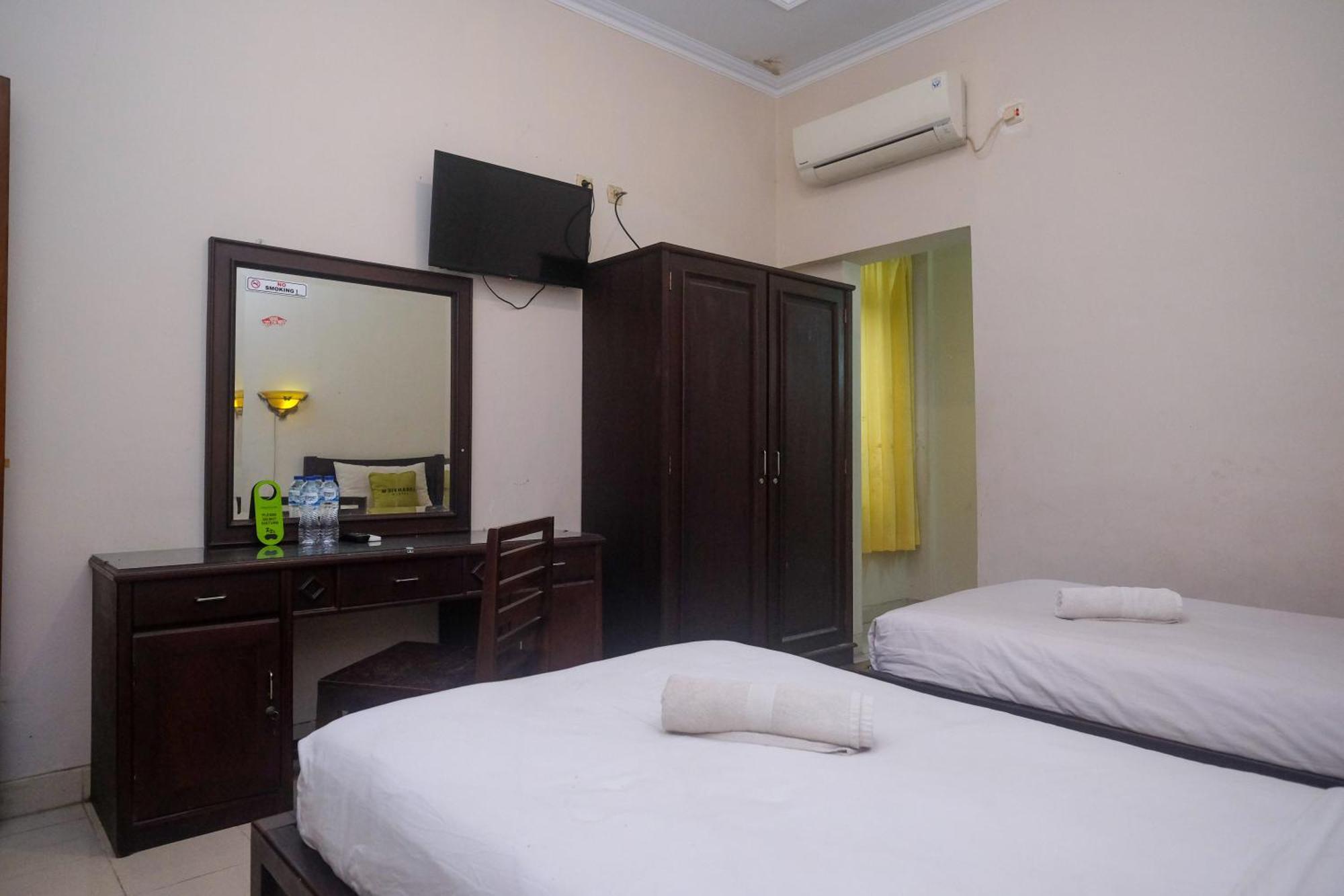 Urbanview Hotel Pondok Anggun Yogyakarta By Reddoorz Maguwo Zewnętrze zdjęcie