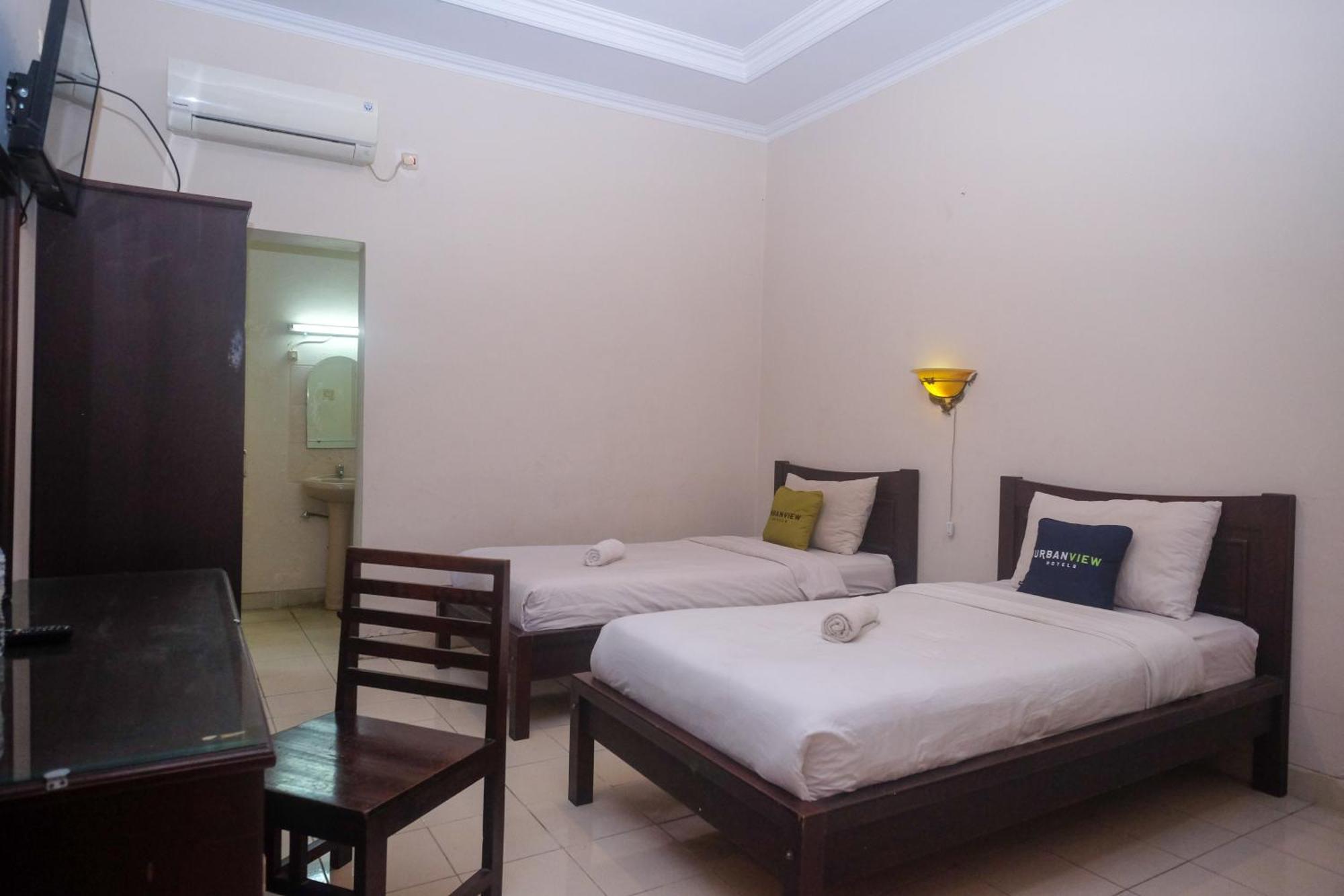 Urbanview Hotel Pondok Anggun Yogyakarta By Reddoorz Maguwo Zewnętrze zdjęcie