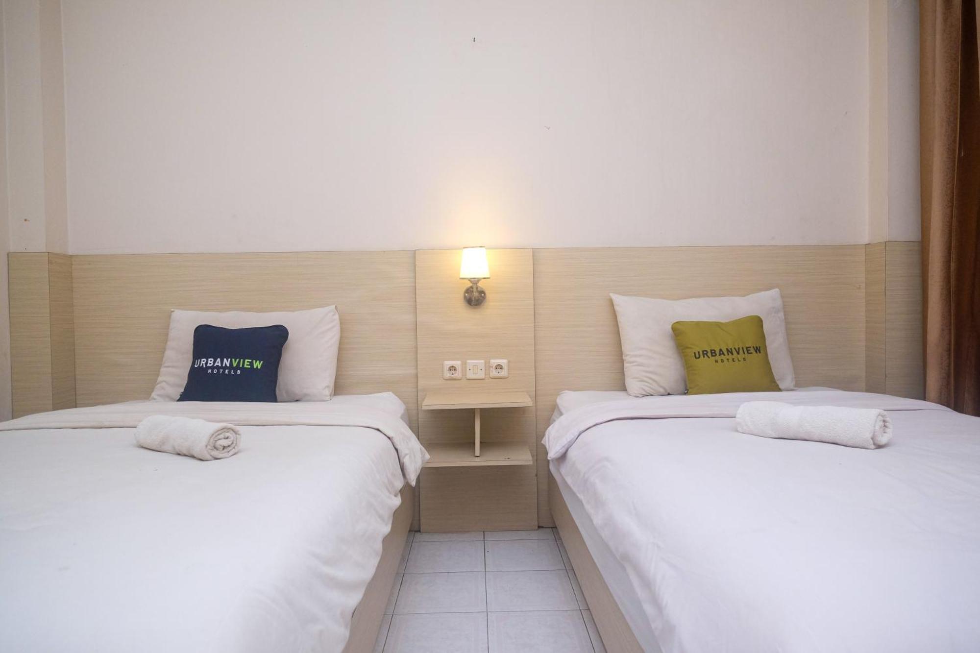 Urbanview Hotel Pondok Anggun Yogyakarta By Reddoorz Maguwo Zewnętrze zdjęcie